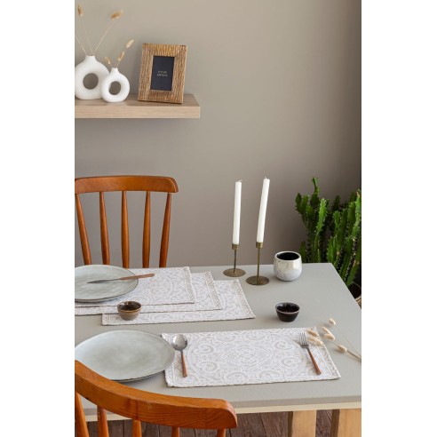 Jacquard placemat set with geometric motifs beige 30x45. MYKONOS C.4