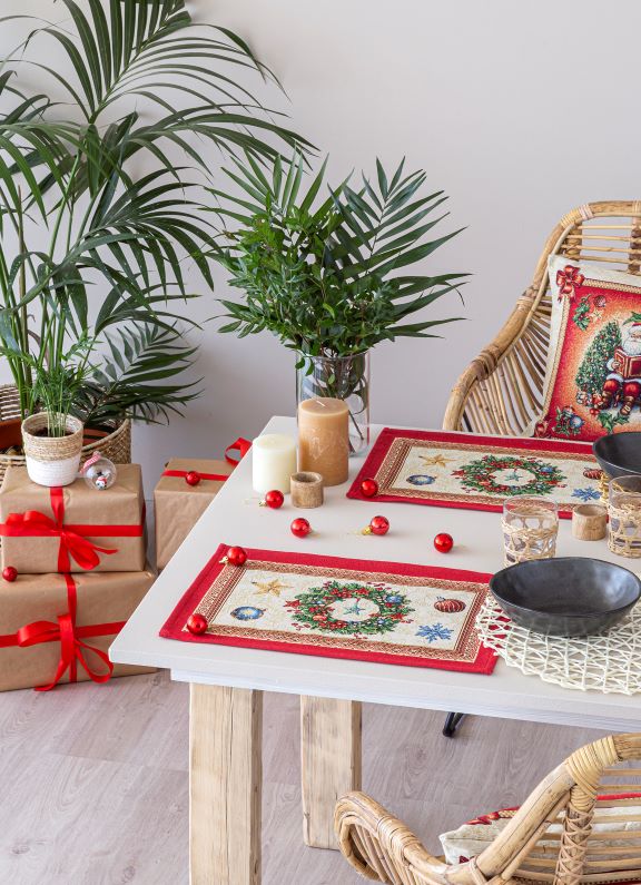 Jacquard placemat set with Christmas wreath. 30x45 CHRISTMAS