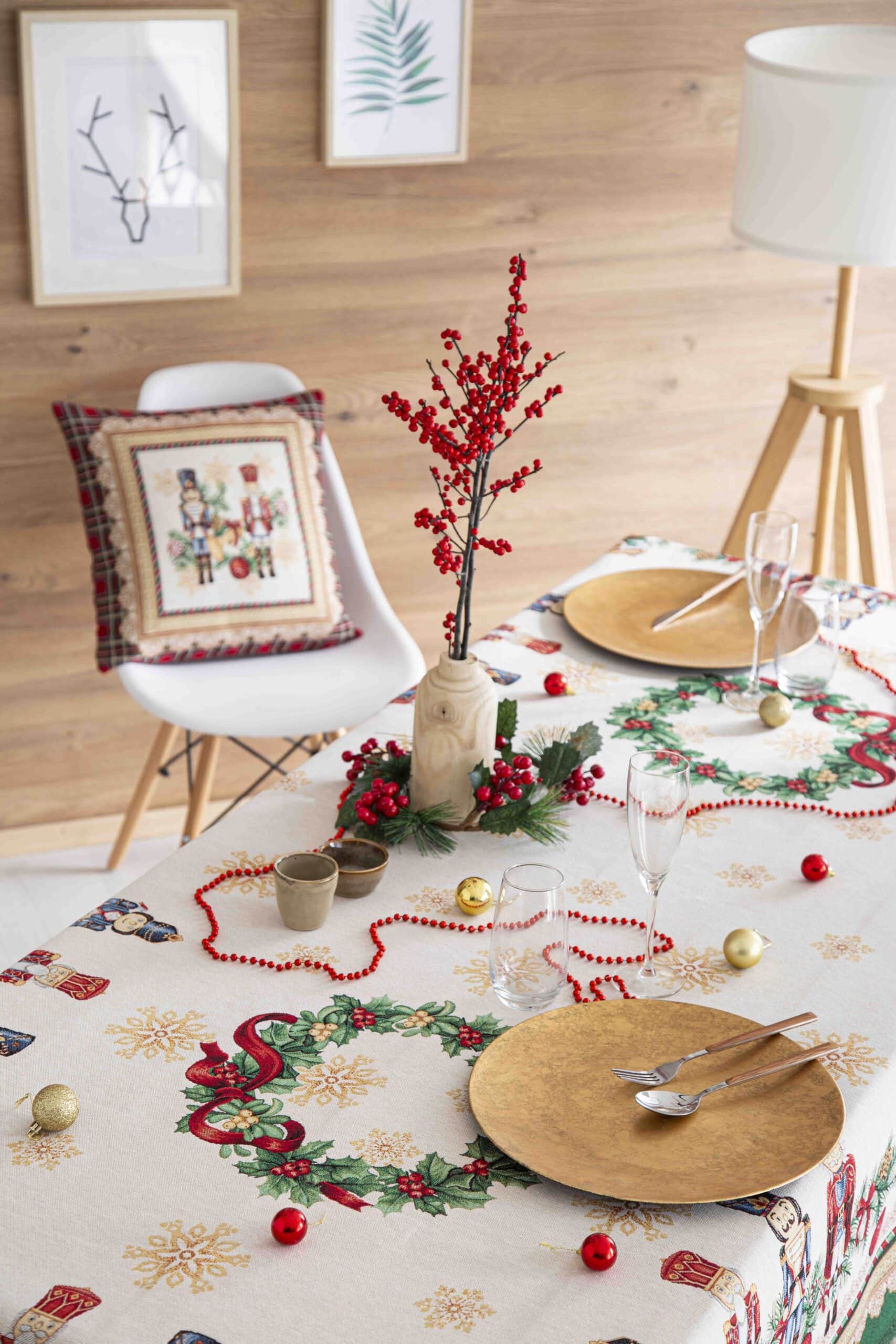 Jacquard tablecloth with Nutcracker Soldier. TAMBURELLI