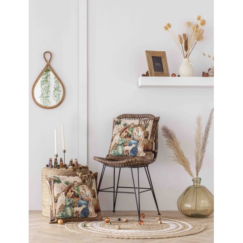 Jacquard cushion with Adoration. 45x45 HOLY FAMILY