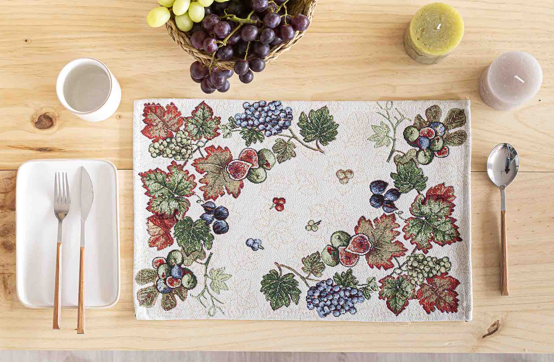 Jacquard placemat set with vine leaves 30x45. PARRA
