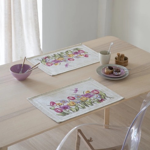 Individual de 30x45 cm con estampado floral primaveral tonos multicolores vibrantes sobre fondo beige-LEIDEN